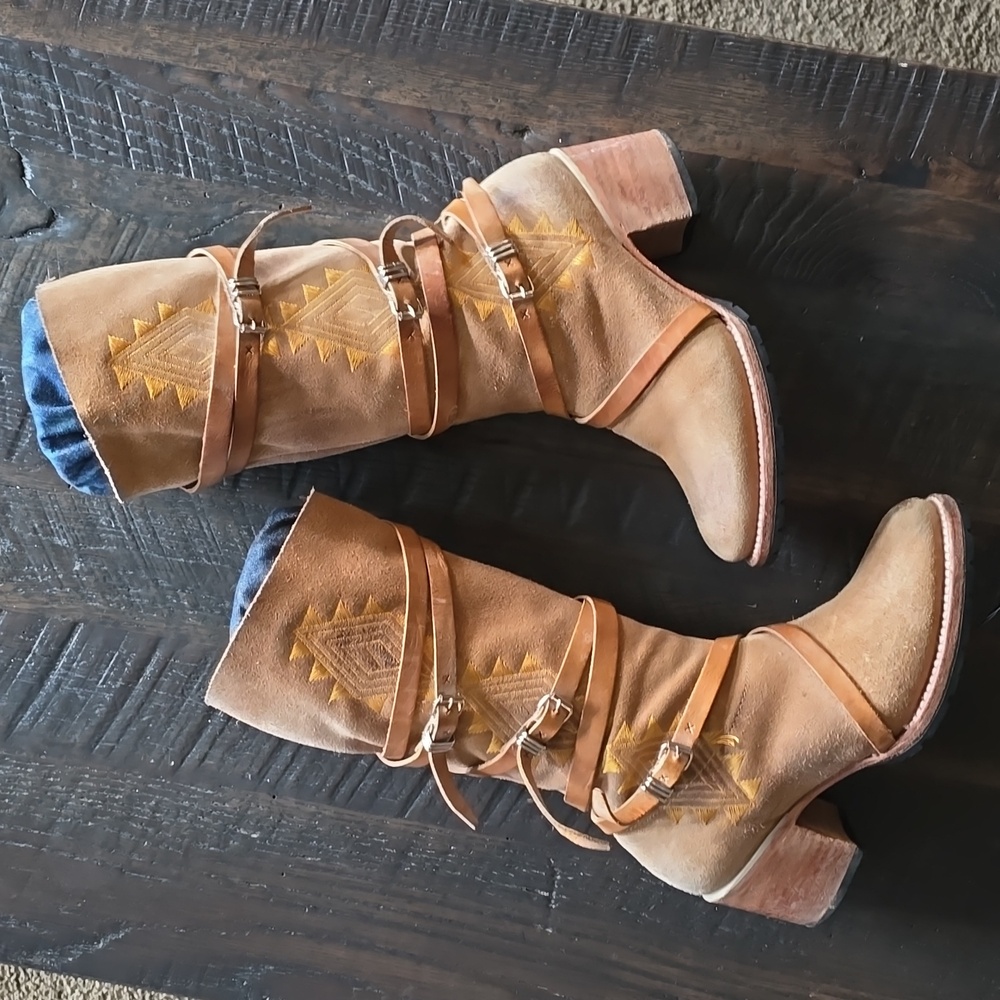 Freebird by Steven Tan Heeled Boots with Buckle Straps